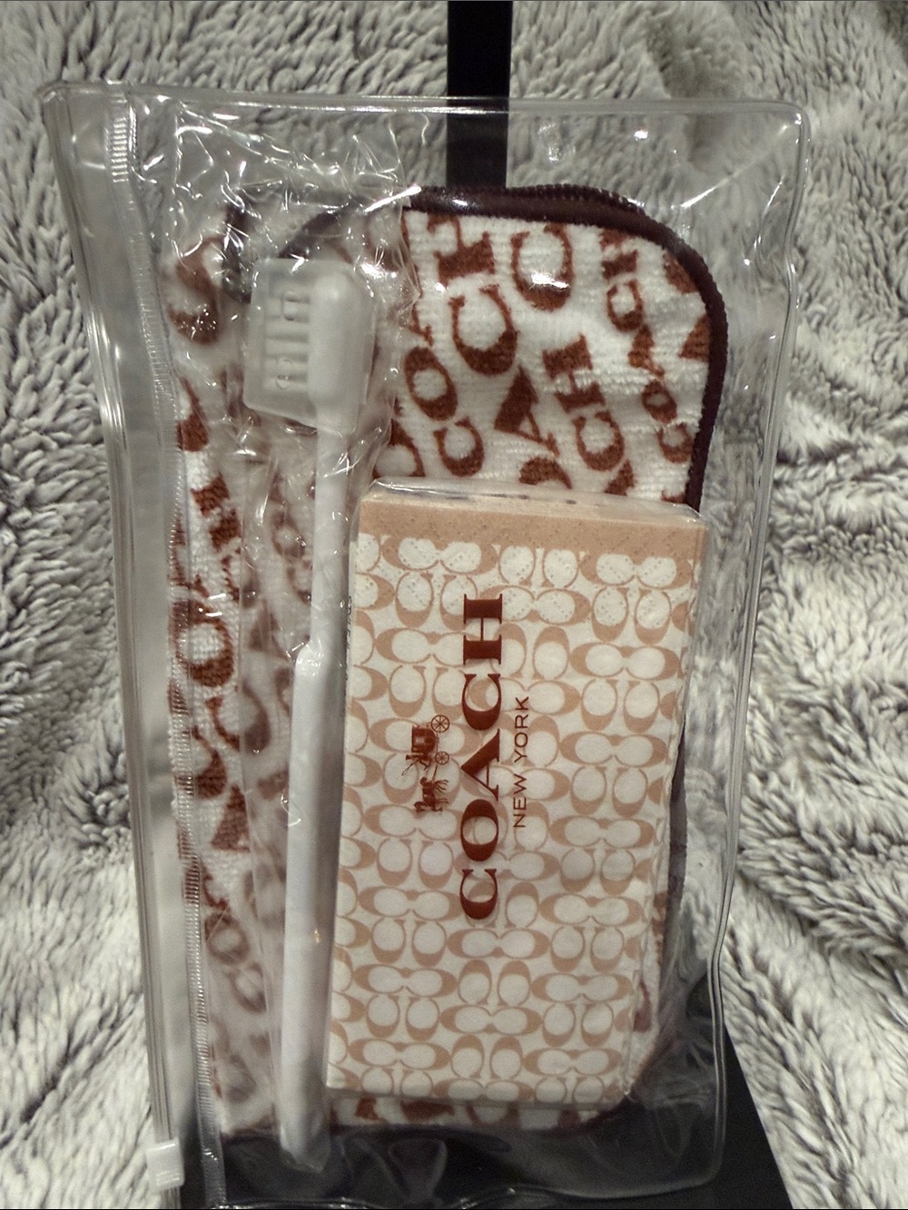 COACH Beige & Brown Travel Toothbrush Set with Branded Pouch - Picture 1 of 3